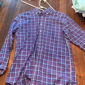 Striped vineyard vines button up shirt